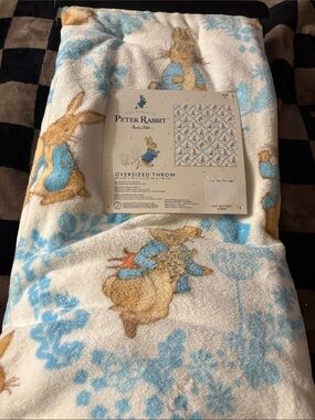 The World of Peter Rabbit Oversized Throw Blanket - White, Blue, Tan